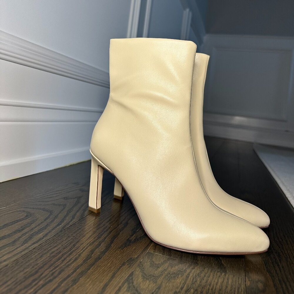 SARTO Heeled Boots